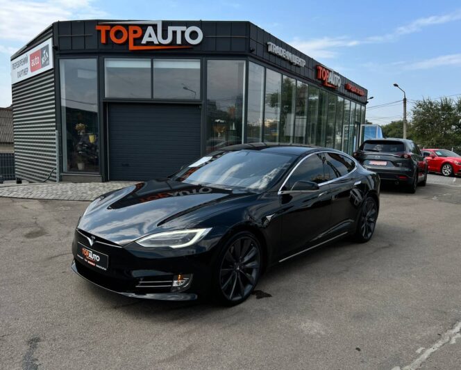 Tesla Model S 2017