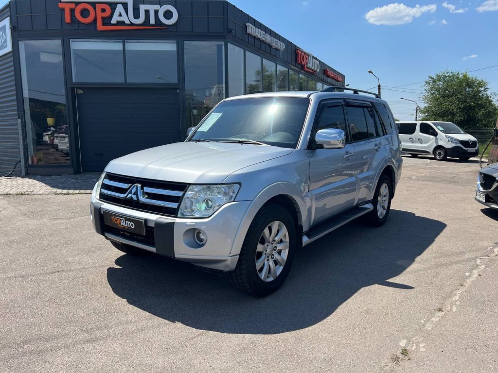 Mitsubishi Pajero Wagon 2010