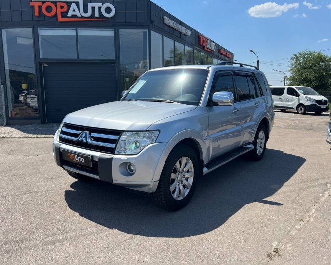 Mitsubishi Pajero Wagon 2010